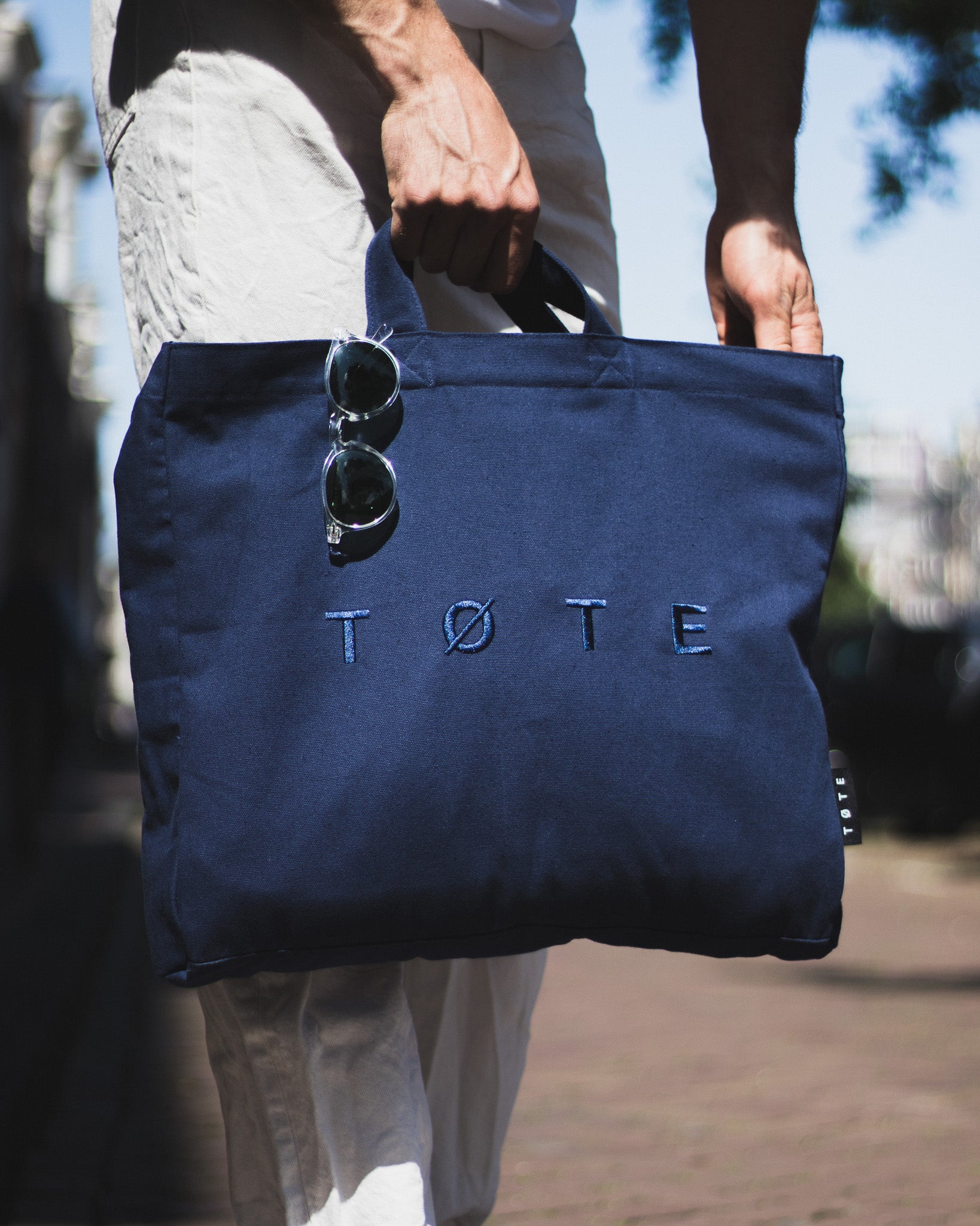 Navy Blue TØTE Bag | Stitched