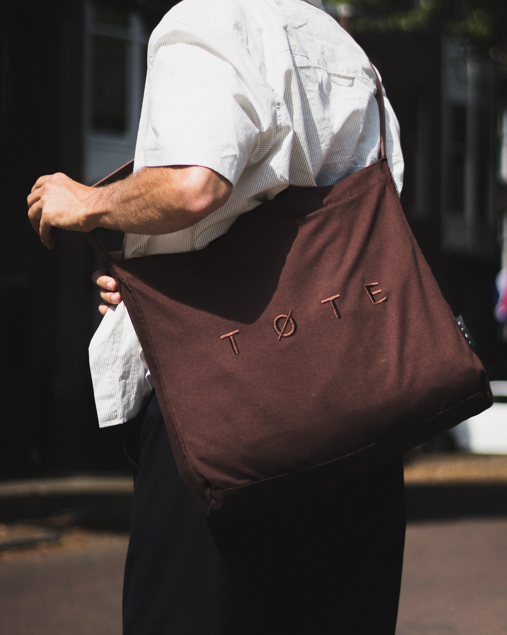 Brown TØTE Bag | Stitched