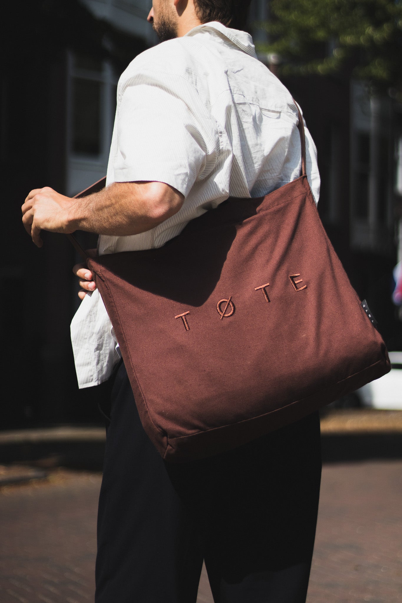 Brown TØTE Bag | Stitched